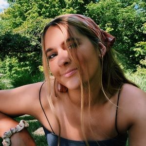 Meet your Posher, Michaela